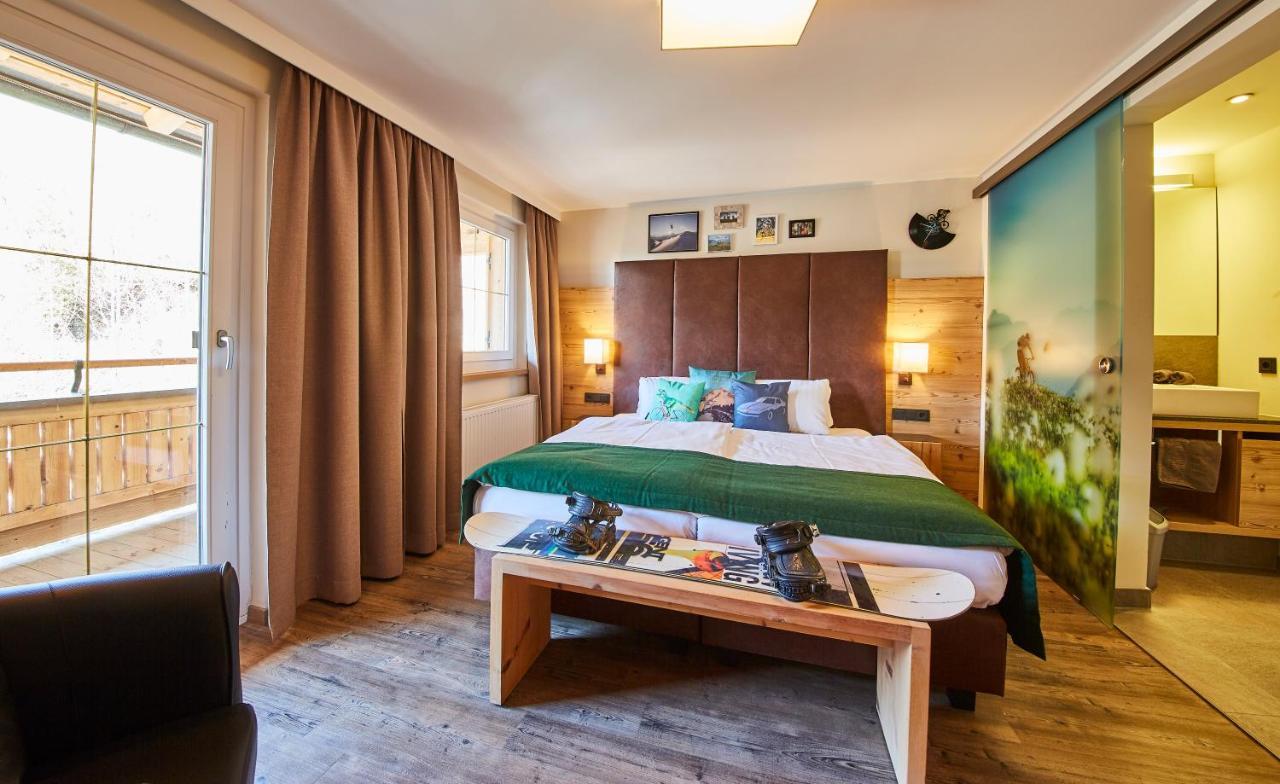 ザールバッハ・ヒンターグレム Fuchs Und Gretl Bed & Breakfast エクステリア 写真
