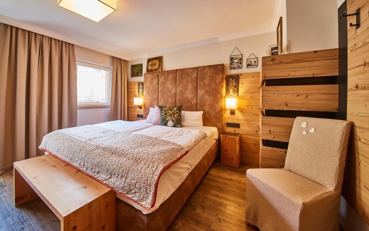 ザールバッハ・ヒンターグレム Fuchs Und Gretl Bed & Breakfast エクステリア 写真